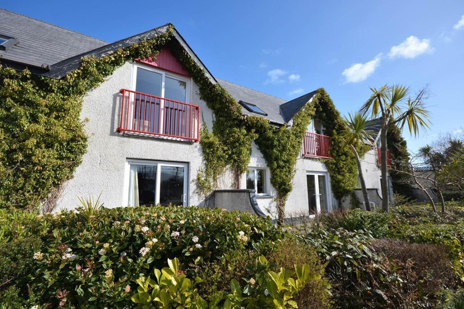 Rathlin Apartment - 2 Bedroom With Hot Tub Ballycastle Exterior foto